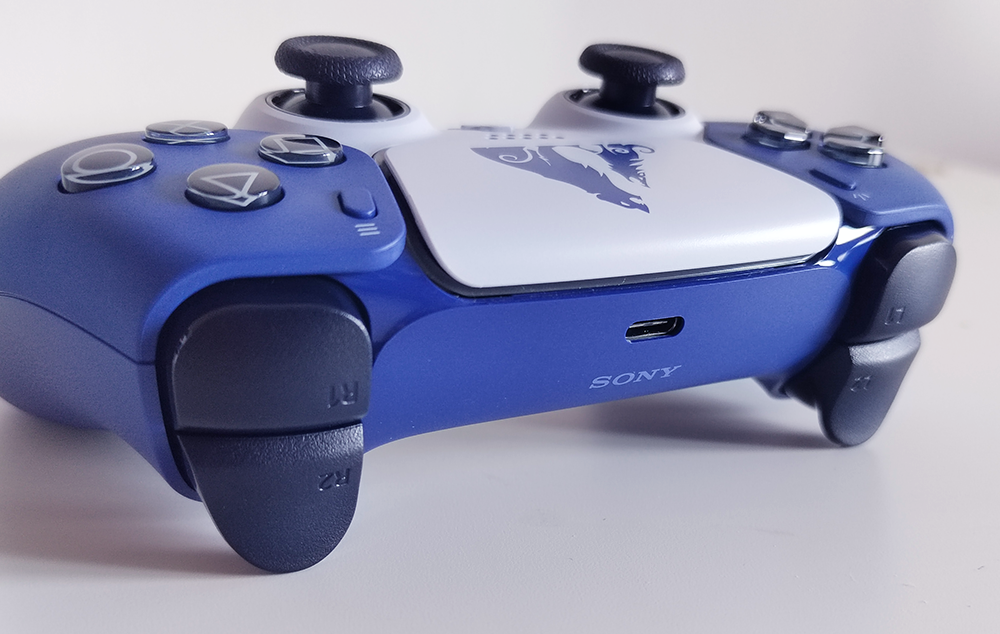 6 DualSense 无线控制器.png