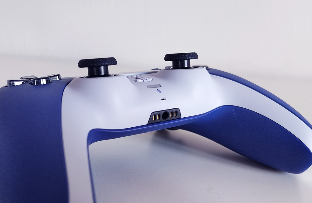 4 DualSense 无线控制器.png