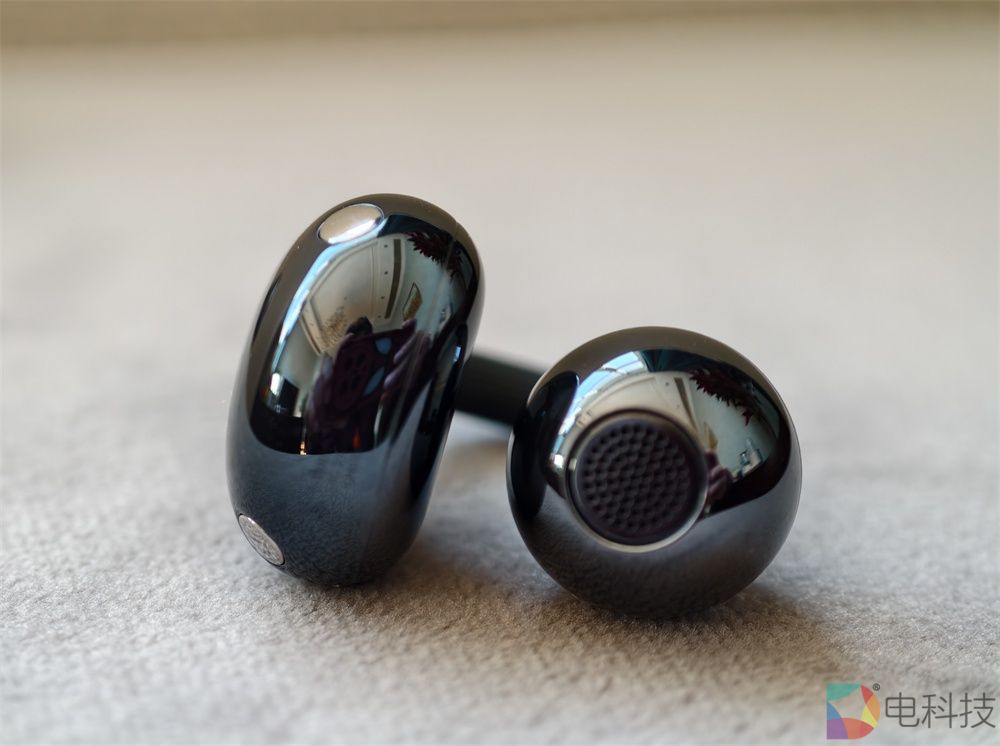 华为耳夹耳机FreeClip 2