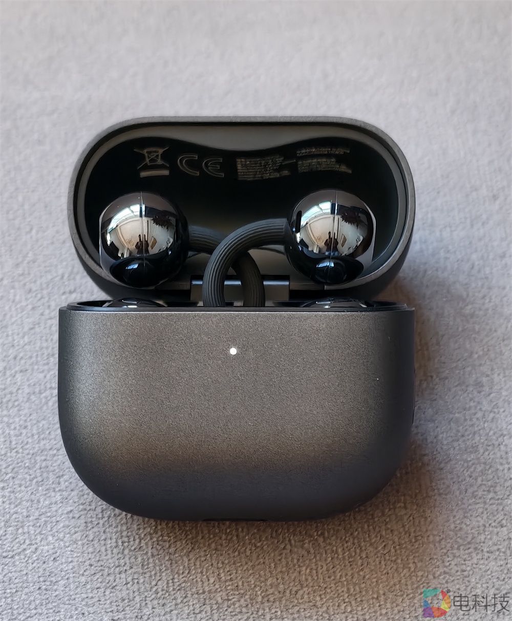 华为耳夹耳机FreeClip 2