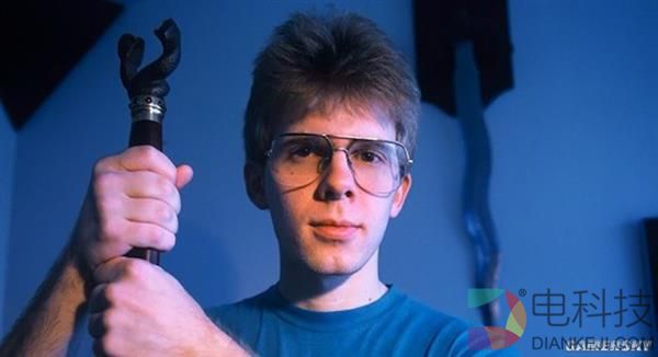 你大概不知道 现代FPS游戏源于一位英国特工