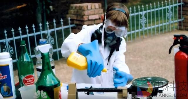 少年14岁时造出核反应堆，未来是我们90后的天下