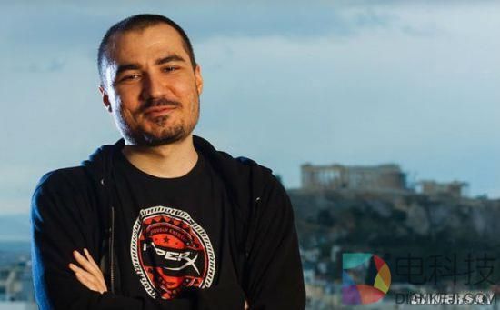 《炉石传说》主播将3万张卡销毁成粉尘 游戏崩溃了