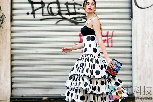 拍照丑哭自己？11个小技巧让你更上相