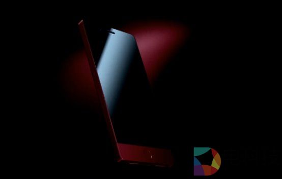 痛点创新：浅谈罗永浩坚果Pro的交互设计