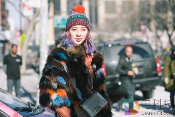 拍照丑哭自己？11个小技巧让你更上相