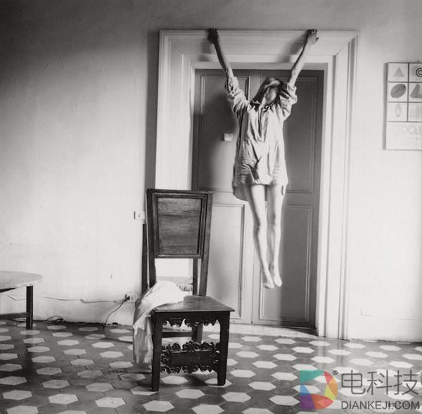 有的自拍能在朋友圈收获几个赞 有的却能卖几百万