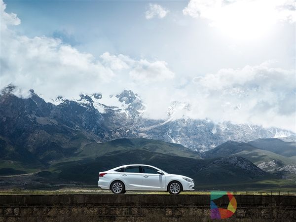 长安运动轿跑睿骋CC官图发布：雷克萨斯看醉