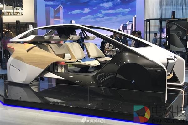 宝马发布智能驾驶辅助新5系Li：全自动驾驶4年后量产