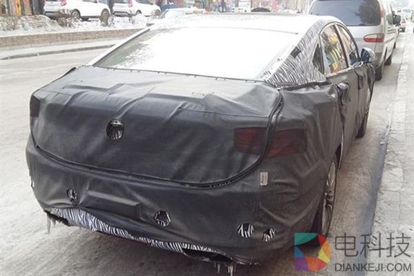 吉利中期改款博瑞来了：电子档杆+7速双离合