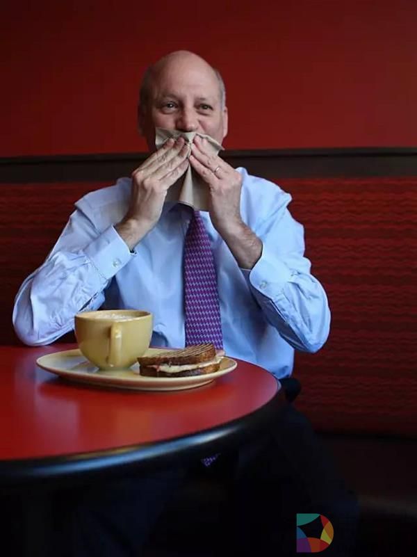 星巴克最大的竞争对手 竟是一家“空荡荡”的面包店