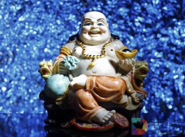 在家轻松打造迷人散景墙 这个方法太赞