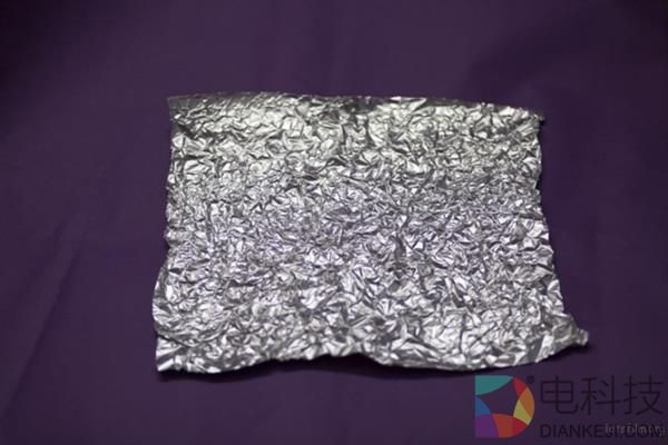 在家轻松打造迷人散景墙 这个方法太赞