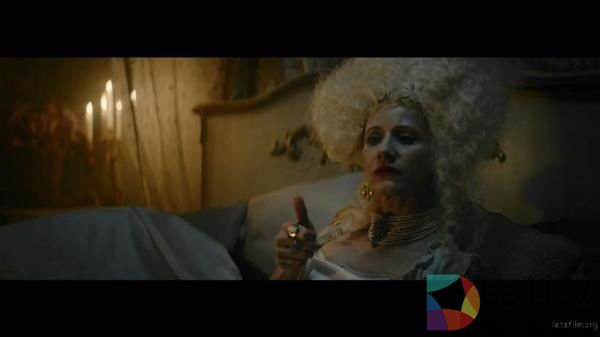 吃饭前先拍照发圈?这事儿如果发生在中世纪……