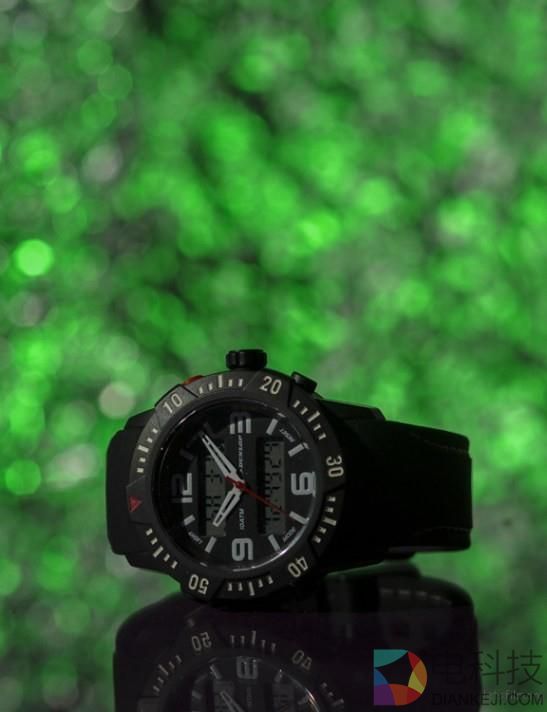 在家轻松打造迷人散景墙 这个方法太赞