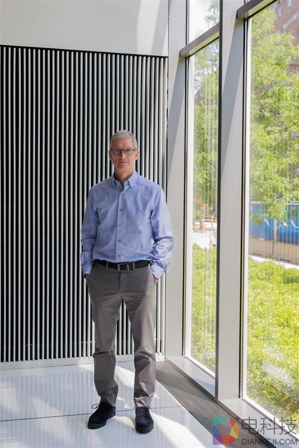 库克：苹果并不落后 只是不愿多说