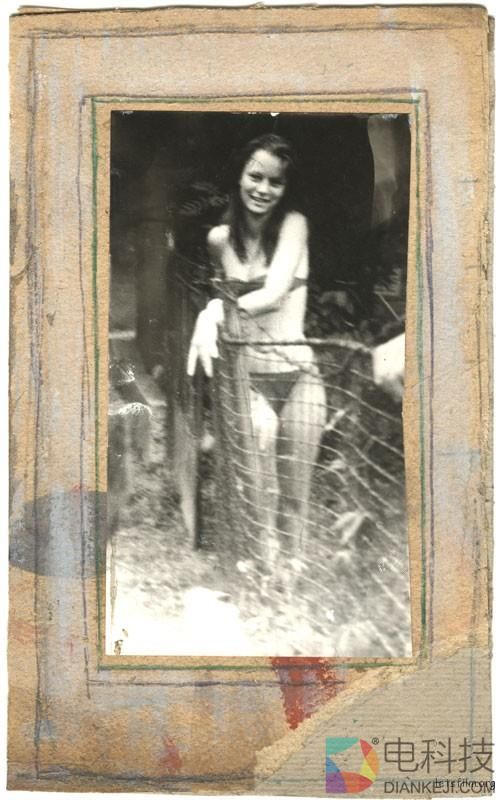 流浪汉用垃圾自制相机偷拍女人 转眼50年