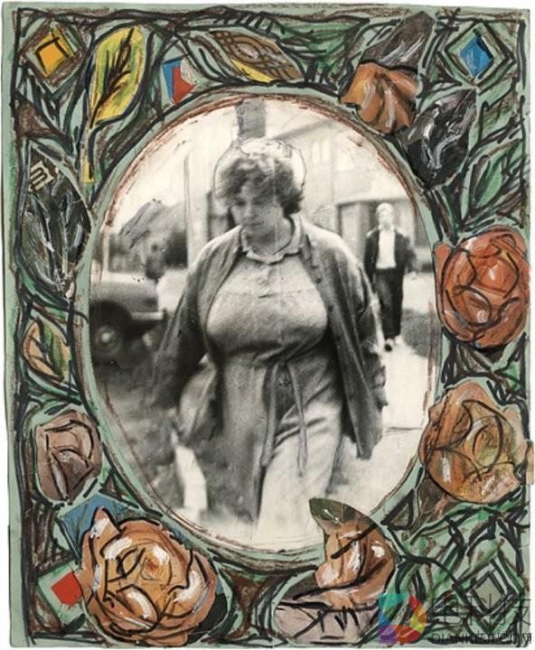 流浪汉用垃圾自制相机偷拍女人 转眼50年