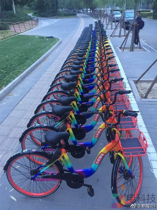 七彩单车发布新车：7种颜色搭配夜光车轮