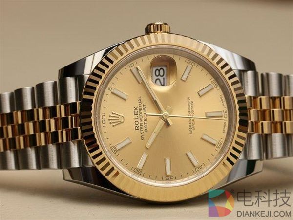 科技大佬都喜欢戴什么手表?苹果CEO库克是另类