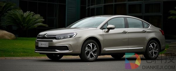 内饰升级 雪铁龙新C5上市 16.99万起