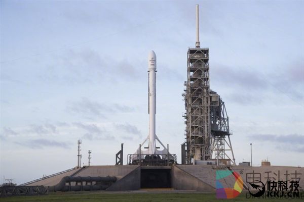 航天业又一壮举！硅谷钢铁侠第2次回收“二手”火箭