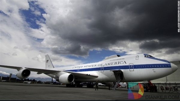 美国“末日客机”号称经的起核爆 却被龙卷风损坏了