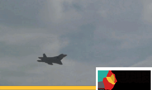 用VR打飞机 究竟是上天堂还是下地狱？