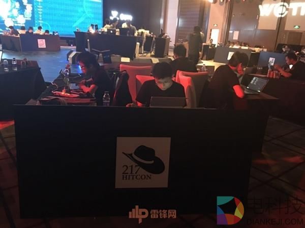 欧阳锋和洪七公决战互相出题 谁会赢?