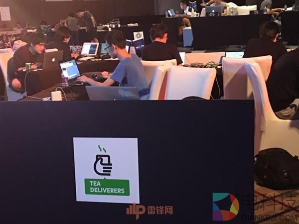 欧阳锋和洪七公决战互相出题 谁会赢?