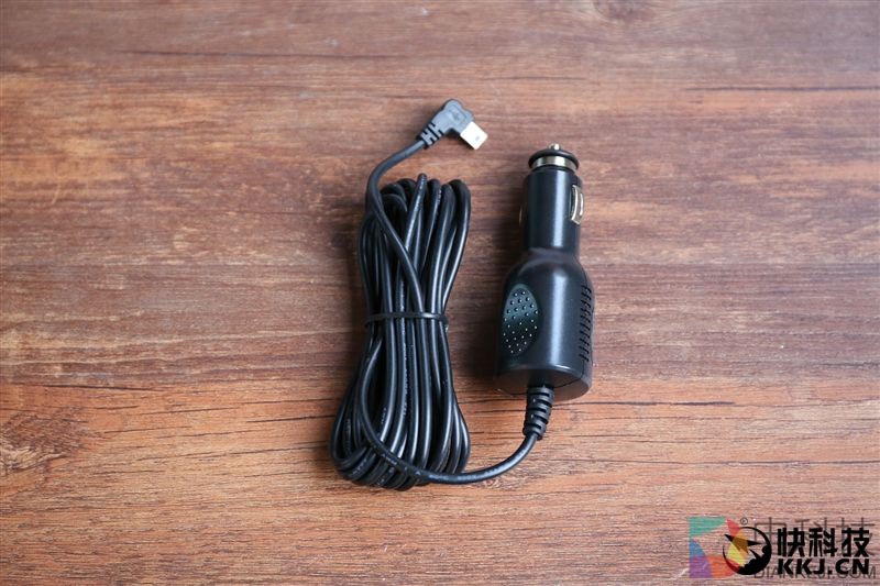 399元功能齐全 小蚁智能后视镜领航版体验