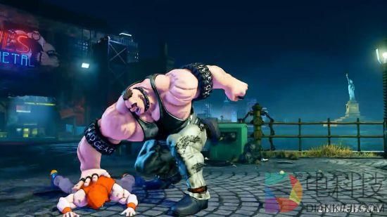 《街头霸王5》新角色阿比盖尔：2米44史上最大壮汉