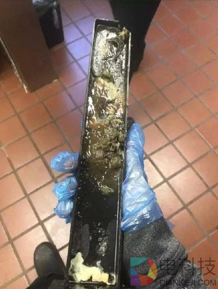 美国麦当劳被曝冰淇淋机发霉 中国麦当劳连夜发声明