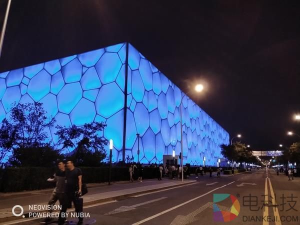 努比亚Z17上手玩：存异于大同