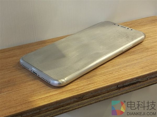 iPhone 8终极设计敲定！全面屏竖排摄像头、绝非后指纹