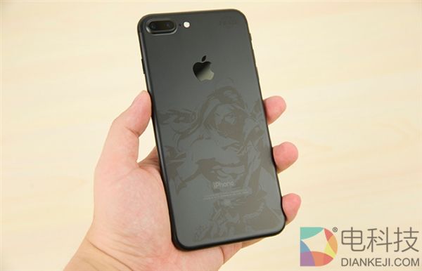 《王者荣耀》定制版iPhone 7 Plus真机图赏！开机后太酷
