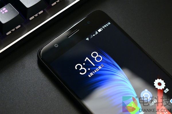 赵丽颖代言！ivvi V3真机实拍：smooth设计理念美观手感相得益彰