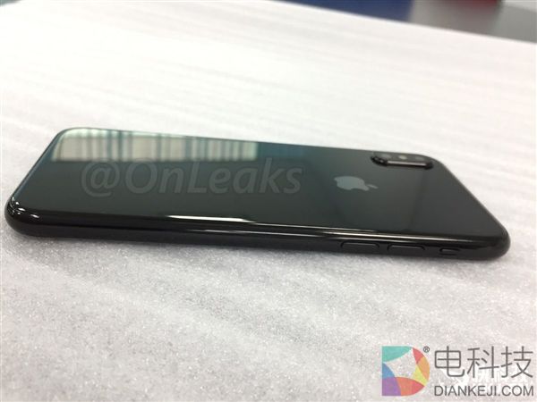 爆料大神首晒iPhone 8真机实拍：全面屏/双玻璃机身