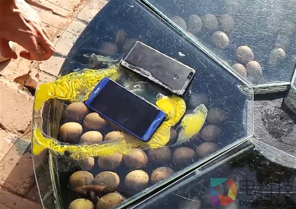 荣耀V9挑战70度火焰山下烤鸡蛋：这质量逆天