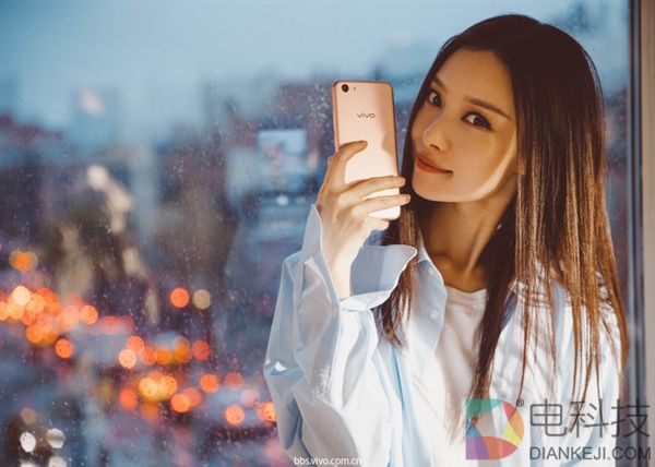 超美女神代言！vivo X9s真机大曝光：自拍教科书