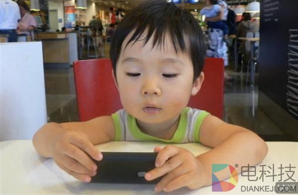 每天3小时 中国人沉迷手机全球第二！第一竟是...