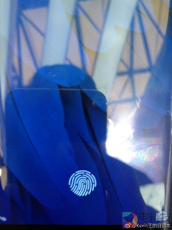 舅服你!vivo屏下指纹抢先曝光:全面屏绝配