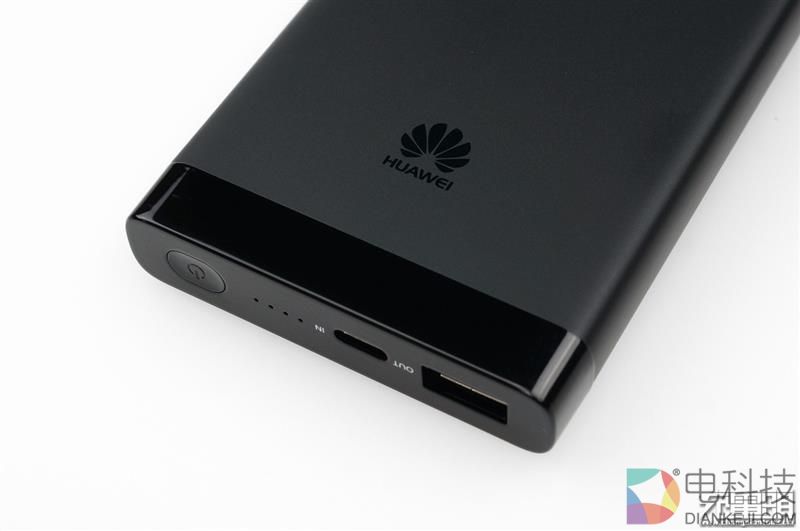 拆解华为用料做好的移动电源：赏心悦目