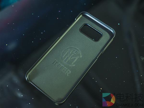 全球限量20000台 三星S8+国米定制版图赏