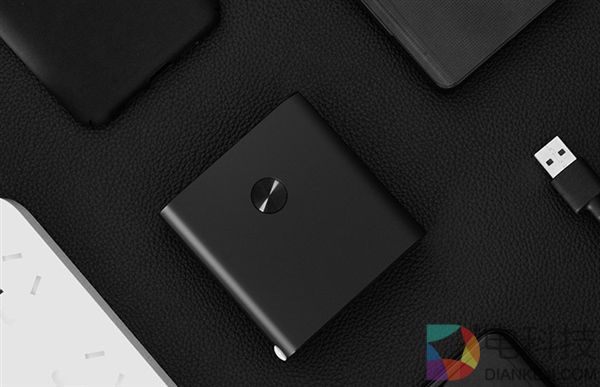 99元！紫米这款充电宝亮了 没电也能充手机