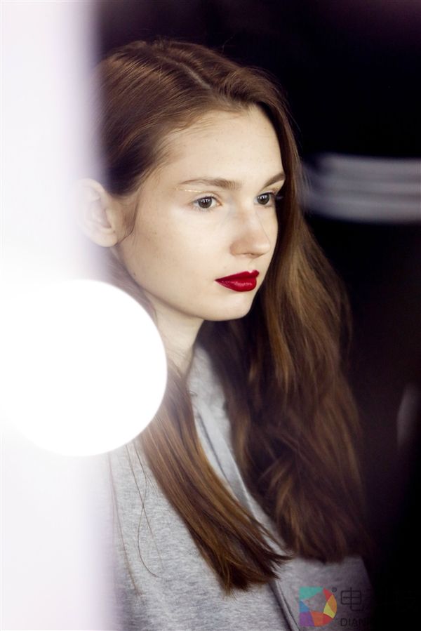 8848钛金手机自曝销量:两年卖了24.8万台