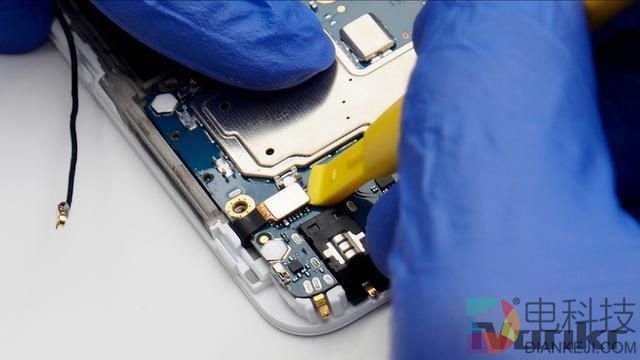 小米Max 2首发拆解:做工提升/维修成本低