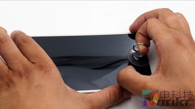 小米Max 2首发拆解:做工提升/维修成本低