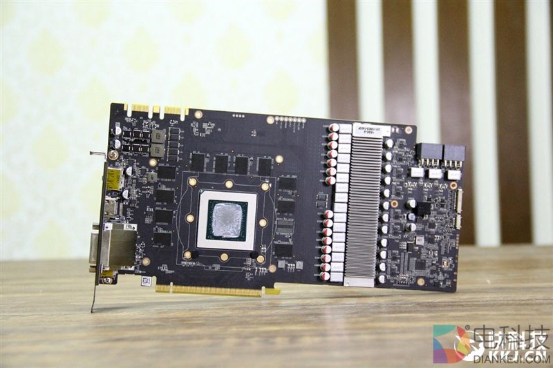 5899元！索泰GTX 1080 Ti PGF评测：卡皇更完美