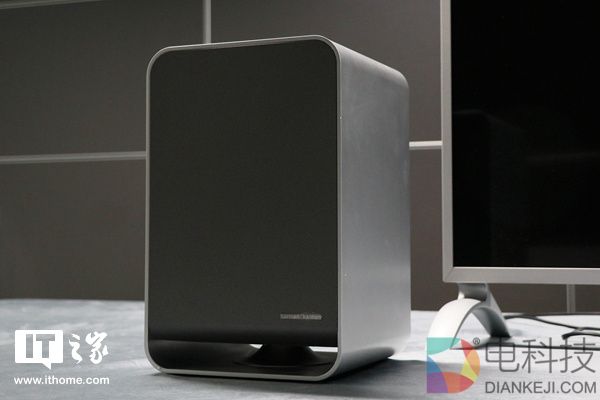 乐视超4 Max65电视图赏:分体设计已成未来趋势